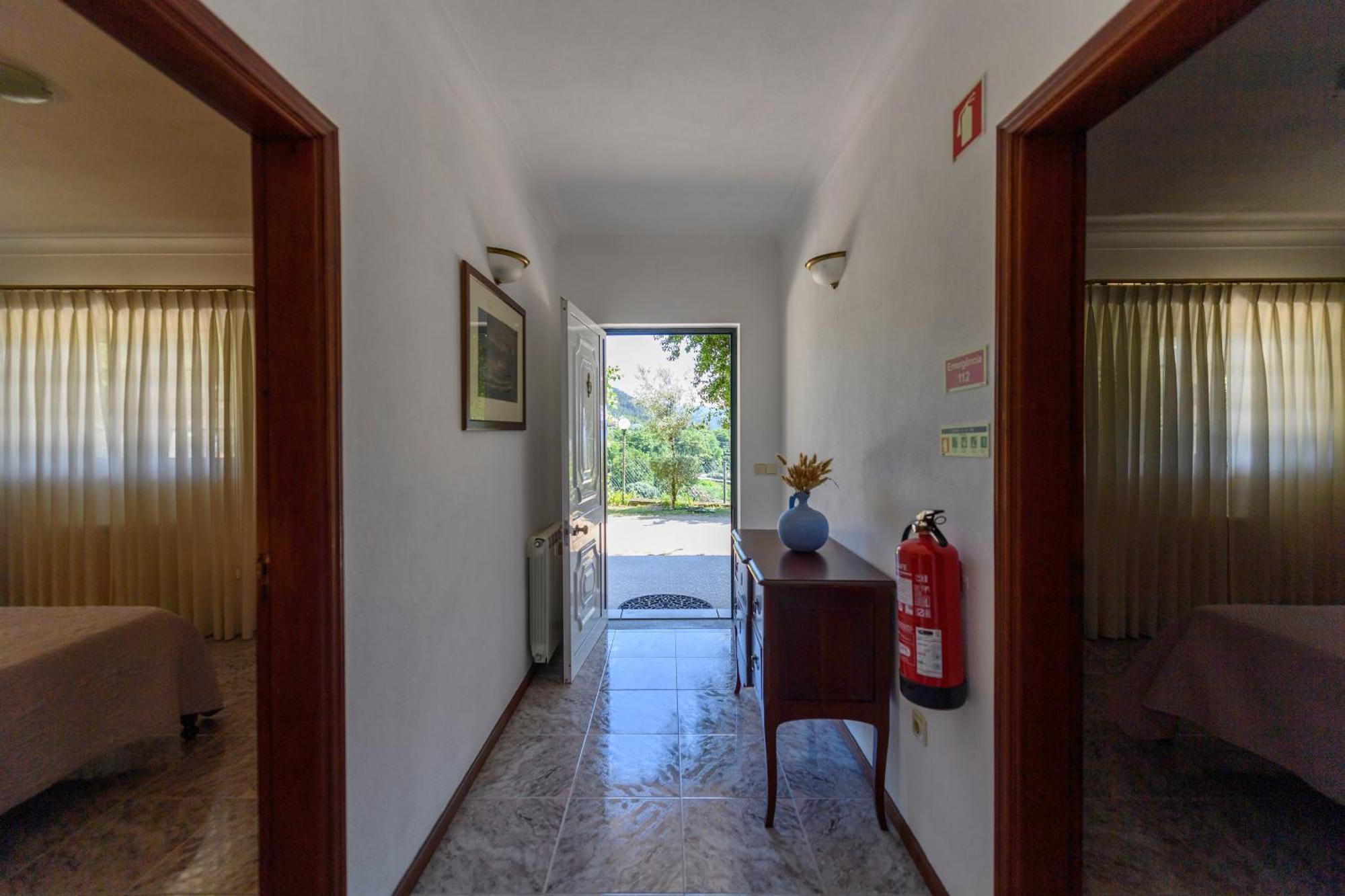 Afonso'S House Geres I Villa Braga Luaran gambar