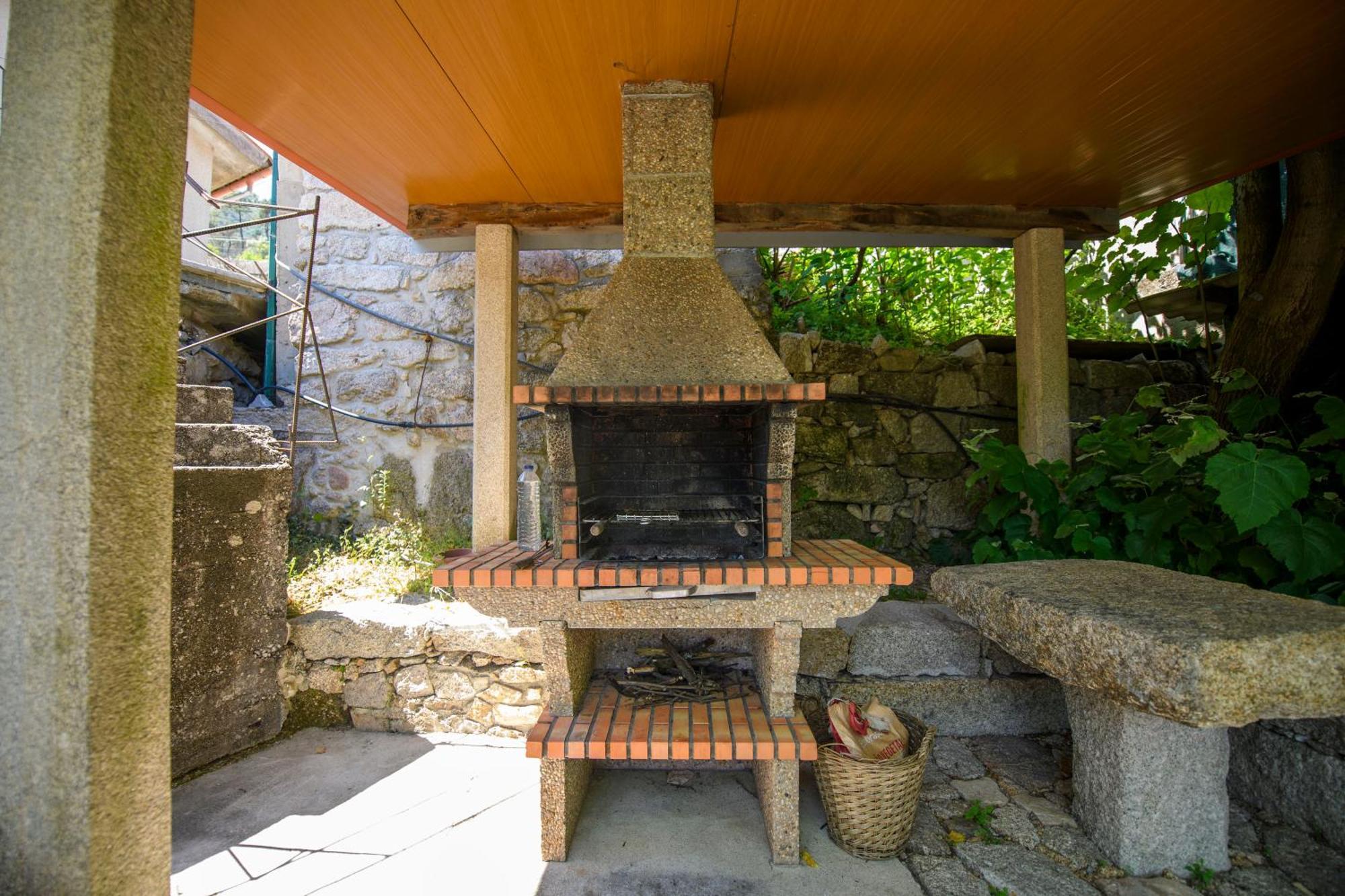 Afonso'S House Geres I Villa Braga Luaran gambar